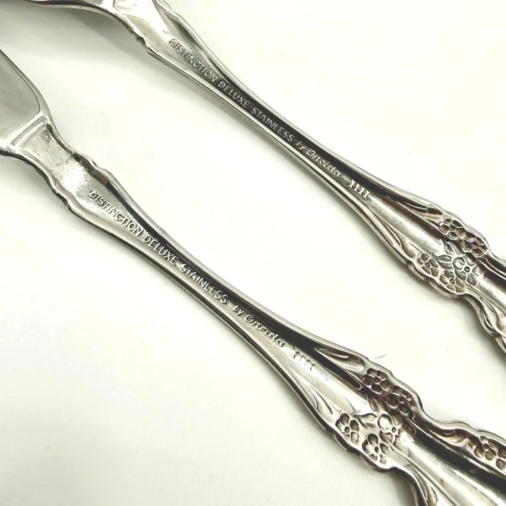 Oneida Distinction Deluxe Raphael Stainless Steel Sugar Shell Spoon Butter Knife